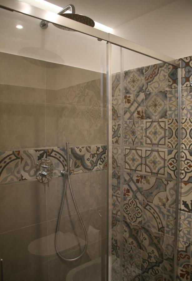 Casa Gaudi Apartment Syracuse ภายนอก รูปภาพ