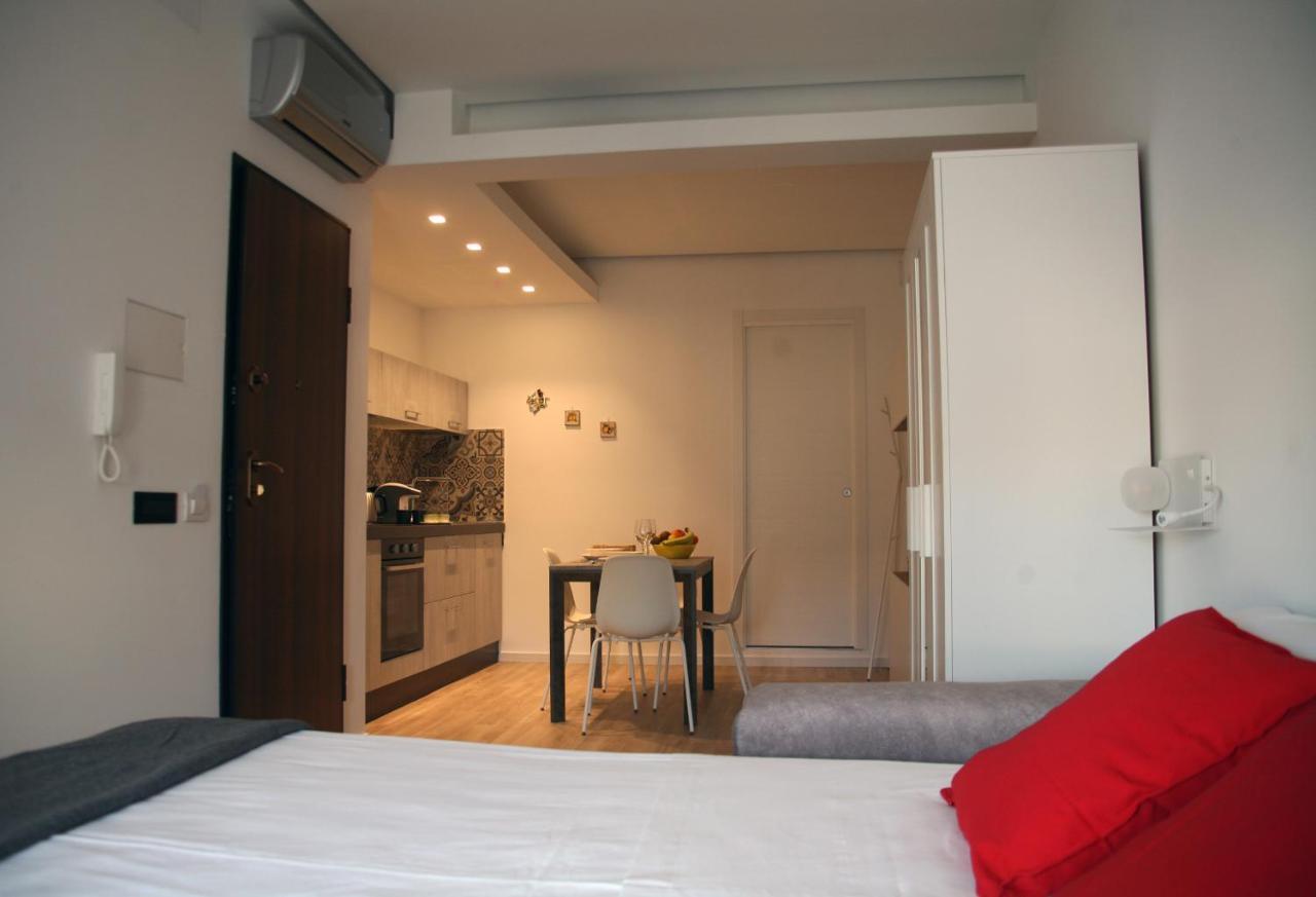 Casa Gaudi Apartment Syracuse ภายนอก รูปภาพ