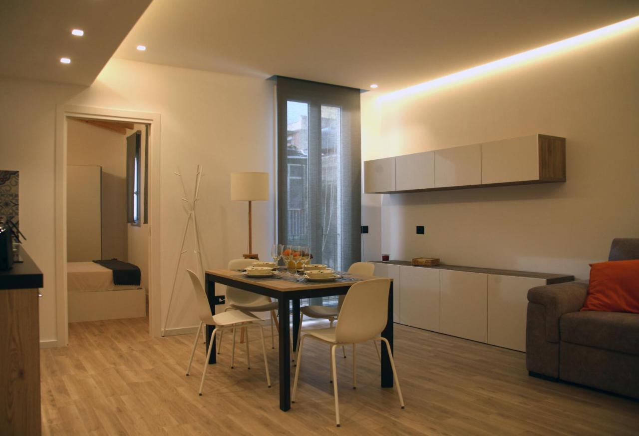 Casa Gaudi Apartment Syracuse ภายนอก รูปภาพ