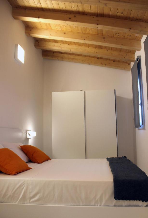 Casa Gaudi Apartment Syracuse ภายนอก รูปภาพ